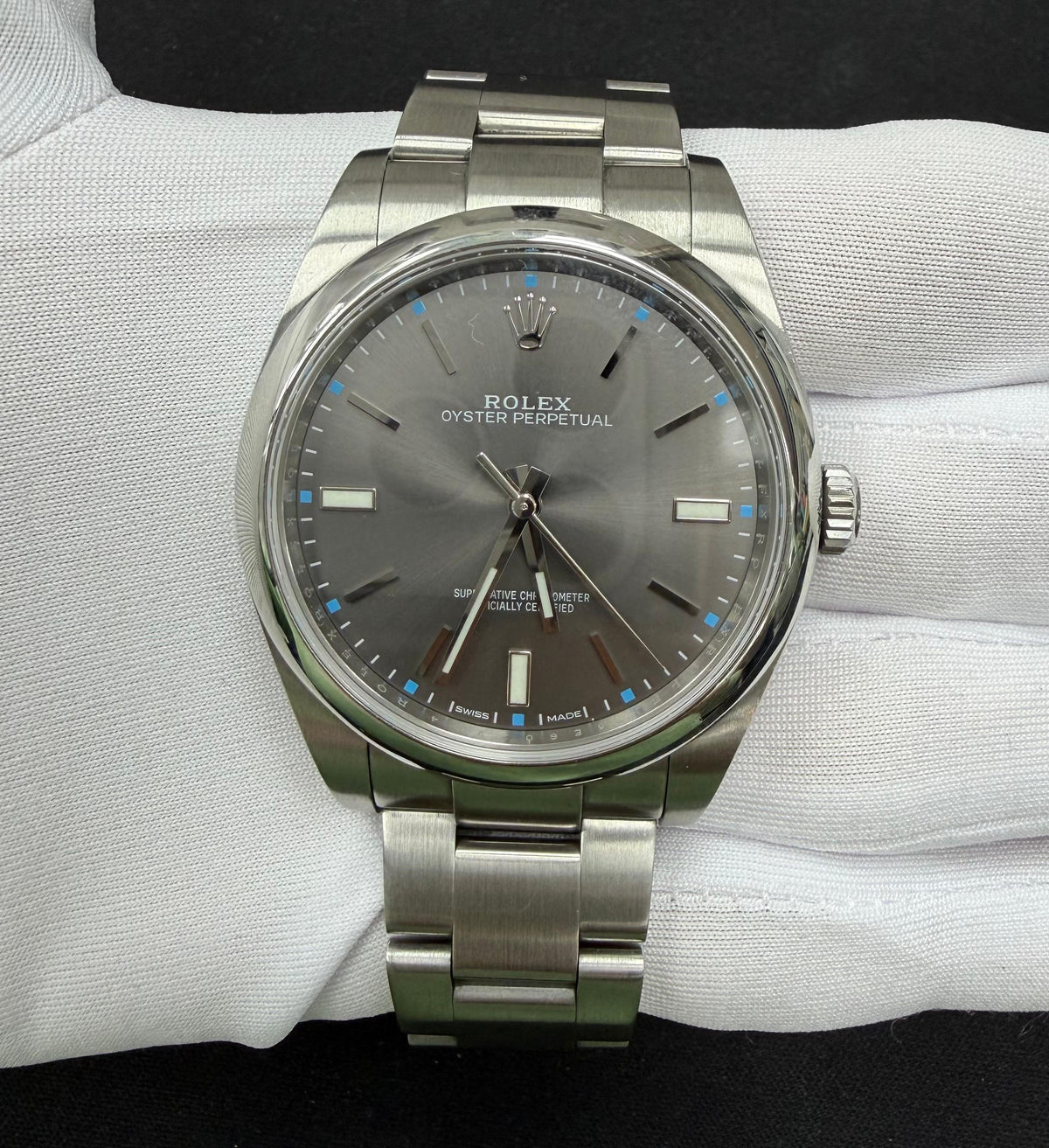 Rolex oyster perpetual 114300