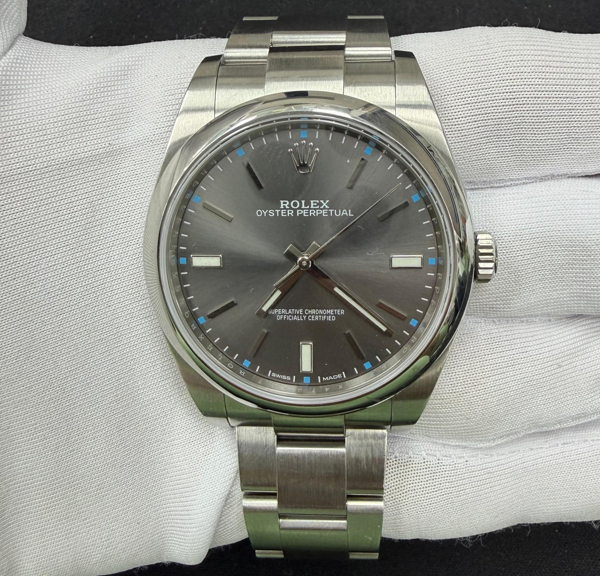 Rolex oyster perpetual 114300