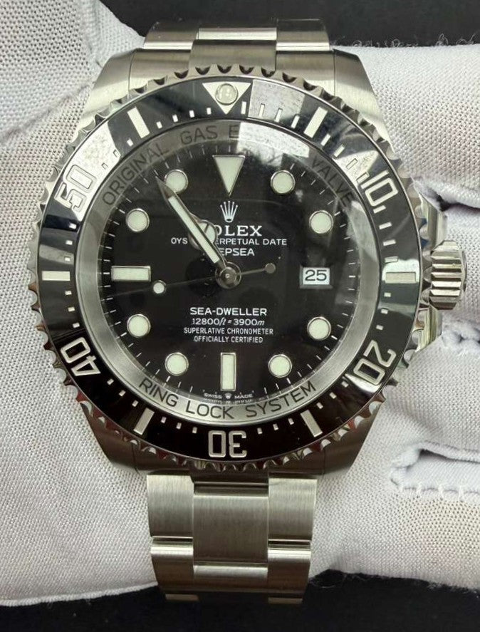Rolex sea dweller 126660