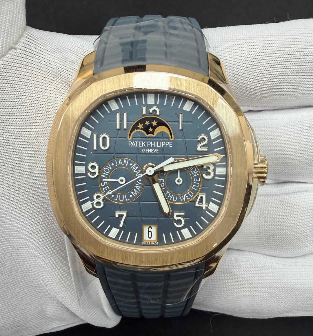PATEK PHILIPPE AQUANAUT 5261R-001