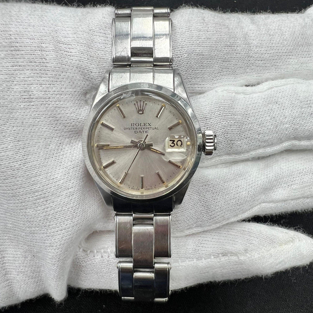 Rolex oyster perpetual date 6917