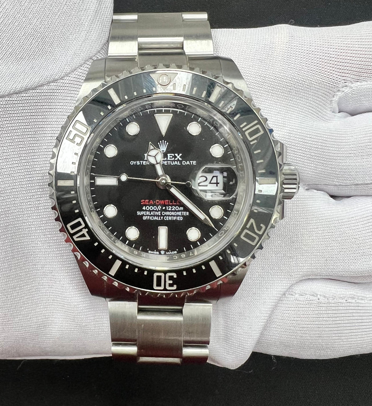 Rolex sea dweller 126600