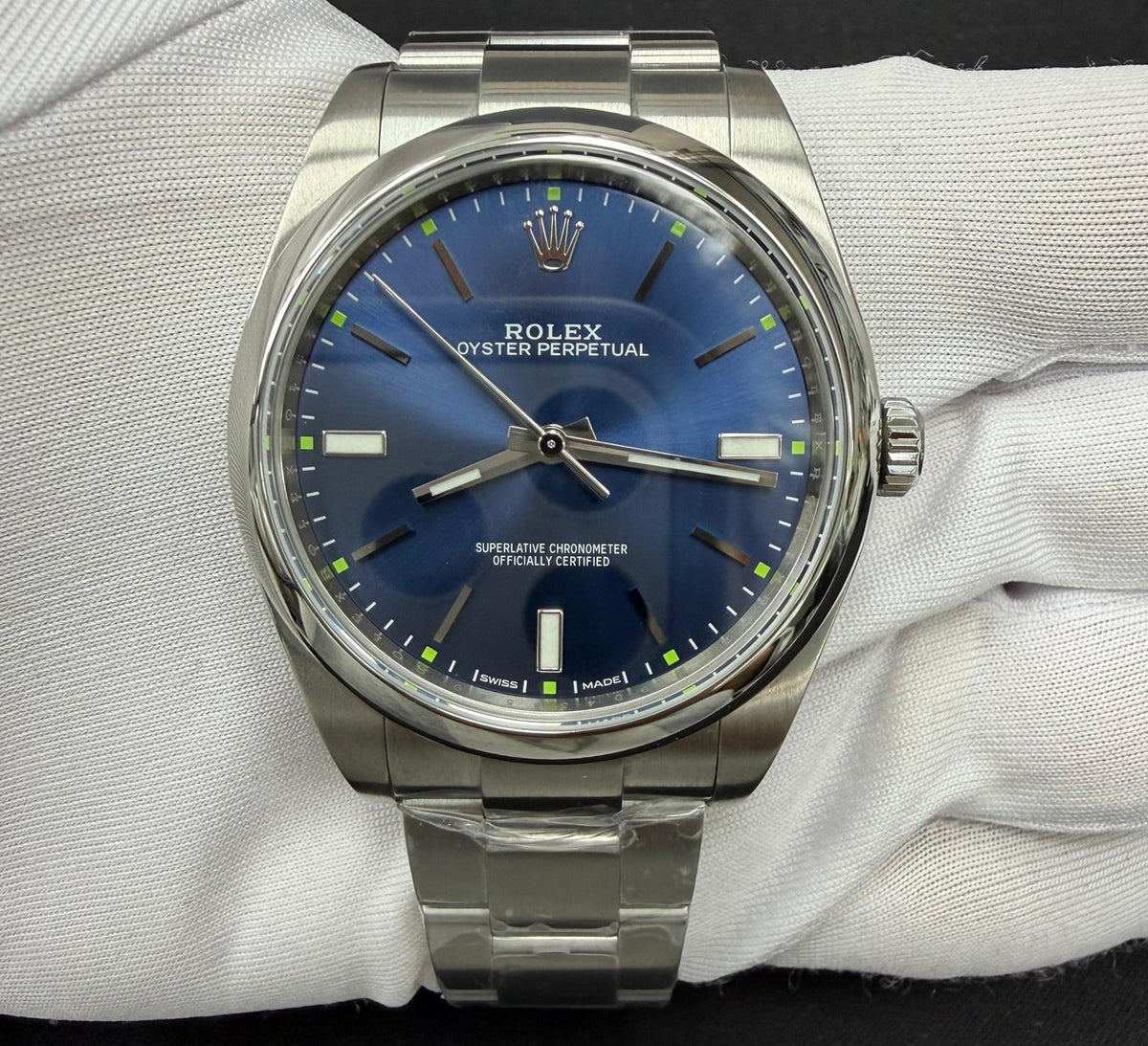 Rolex oyster perpetual 114300