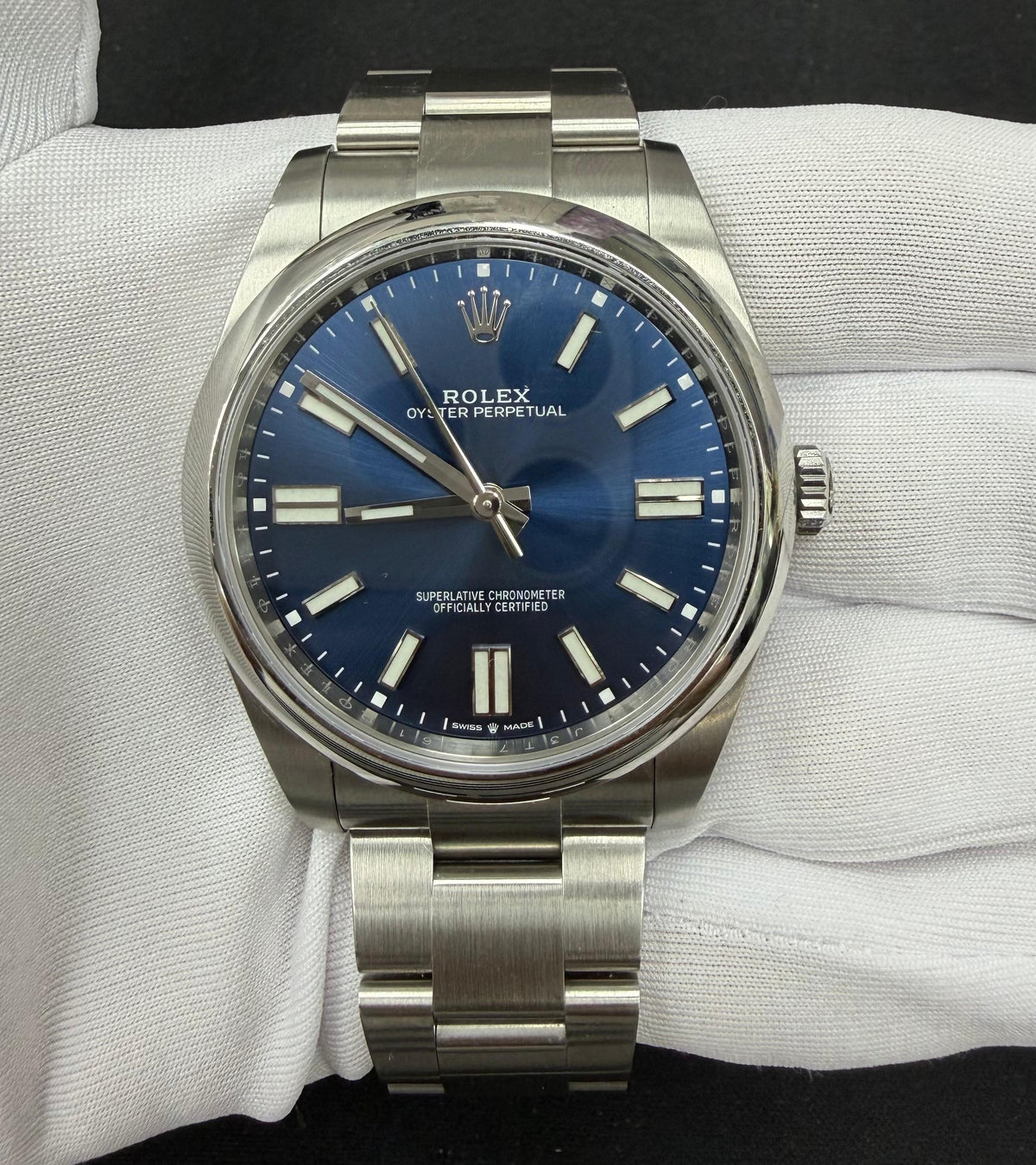 Rolex oyster perpetual 124300